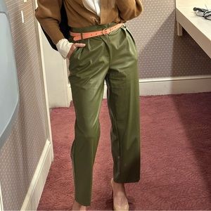Who What Wear green faux leather ankle length pants size 2